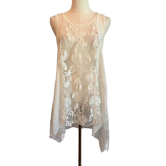 Flew de Lis Tunic Top Womens M White Sheer Embroidered Lace Fairy Angelcore 3D - Picture 2 of 9